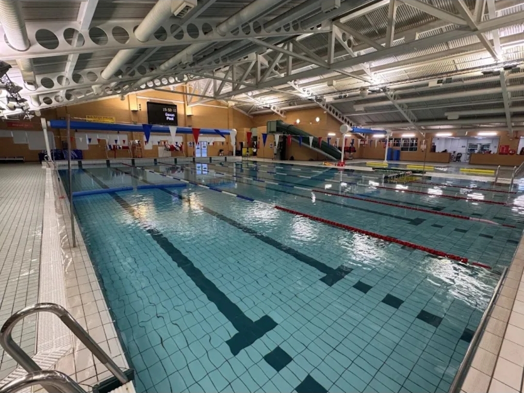 💦 Family Swimming Session - Saxon Pool & Leisure Centre, Biggleswade