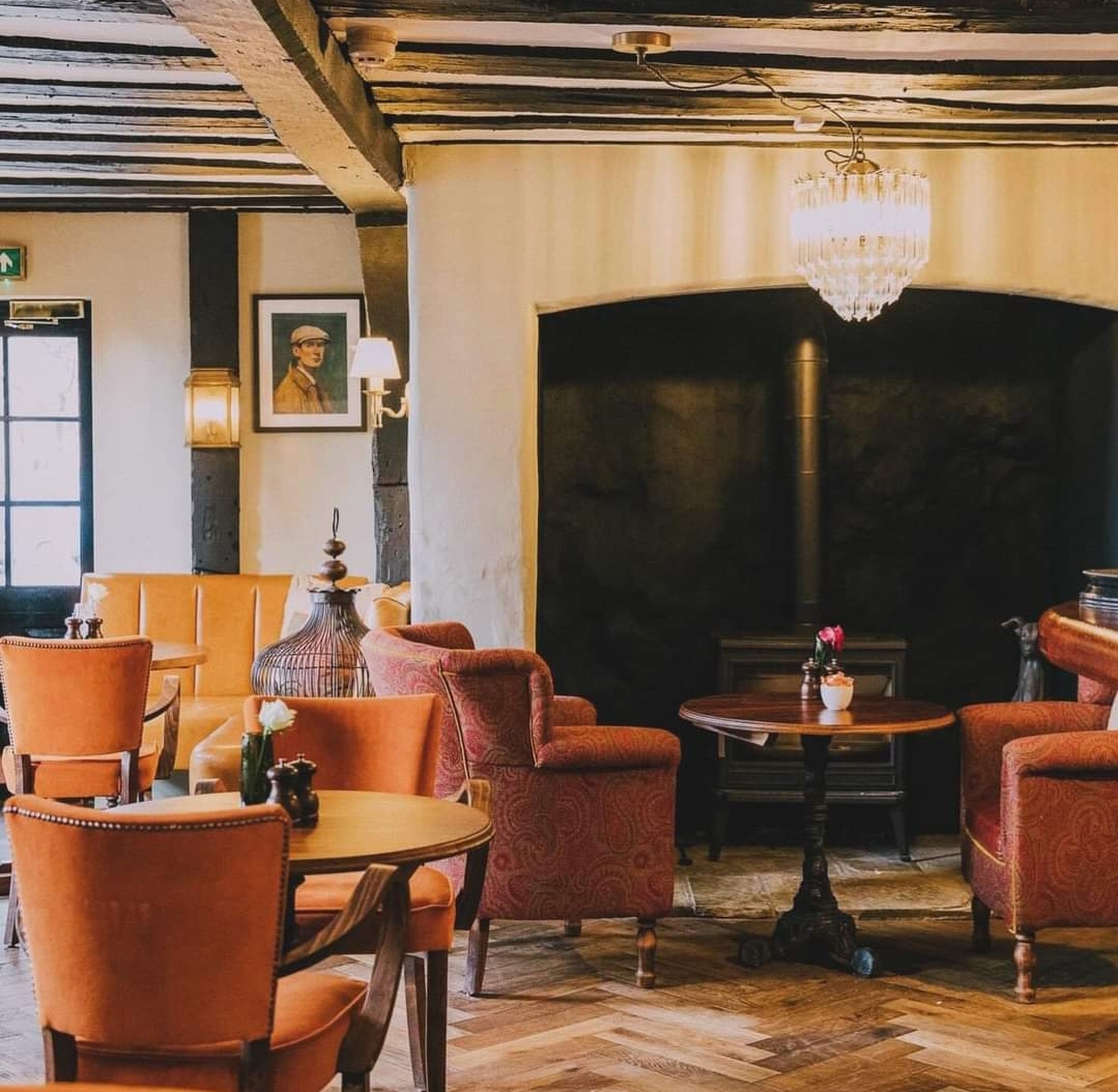 😋🎶 Tapas & Tunes at The Woburn - Event Image 4 December 01, 2024 05:00 PM
