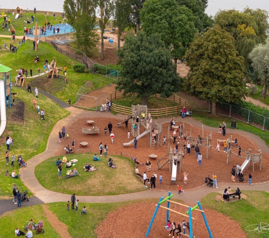 👻 FREE Willen Lake Halloween Trail 2024 - 💥 Plus Kids Eat Free at Waterside Pub Restaurant    - Event Image 6 October 28, 2024 10:00 AM