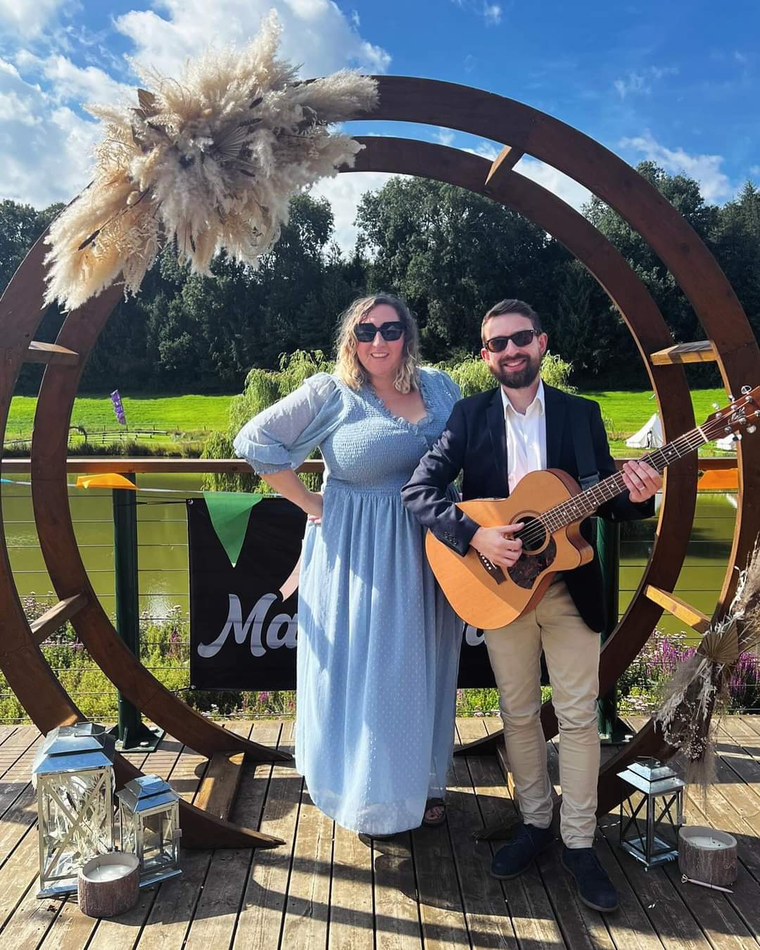 🎵 White Hart in Ampthill with Live Music 💥Plus, buy a bottle of wine and get a free pizza! - Event Image 2 October 25, 2024 07:00 PM