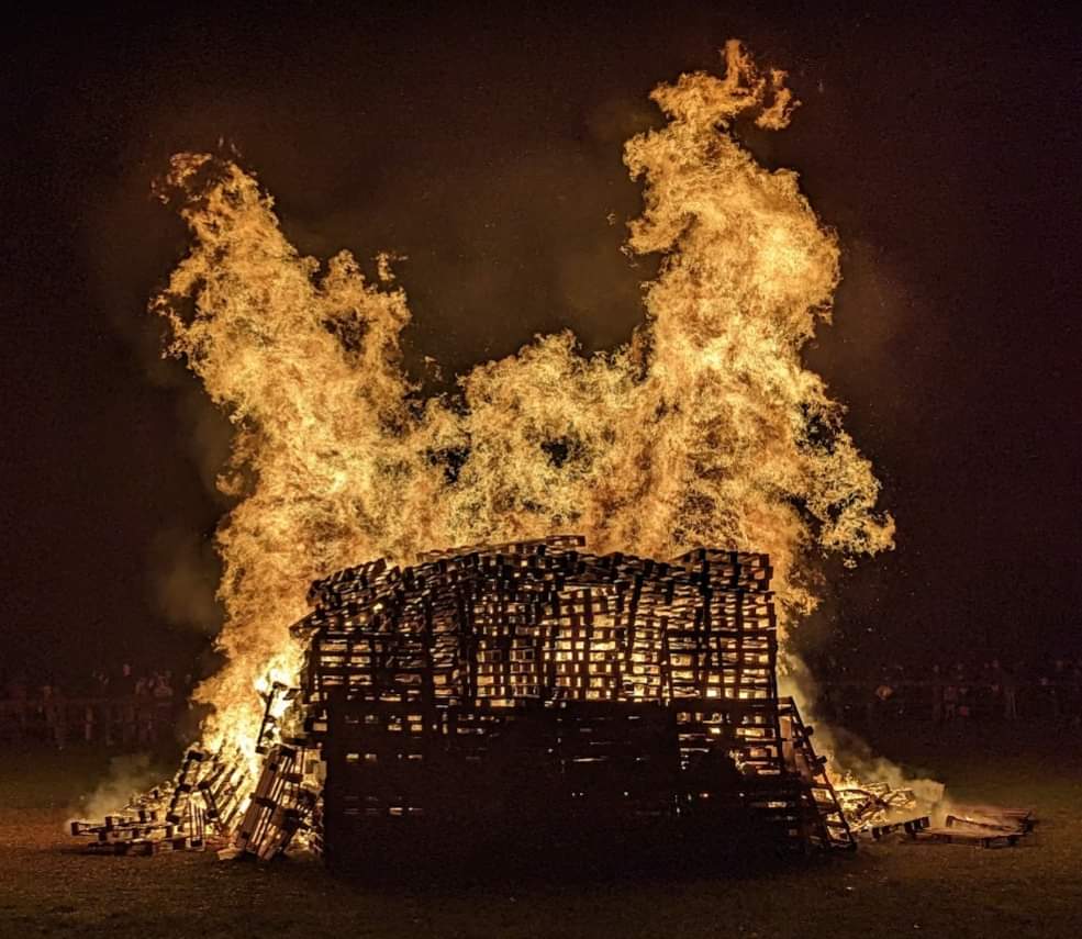 🎆 Buckingham’s FREE spectacular Bonfire and Fireworks display 2024 - Event Image 3 November 02, 2024 06:00 PM