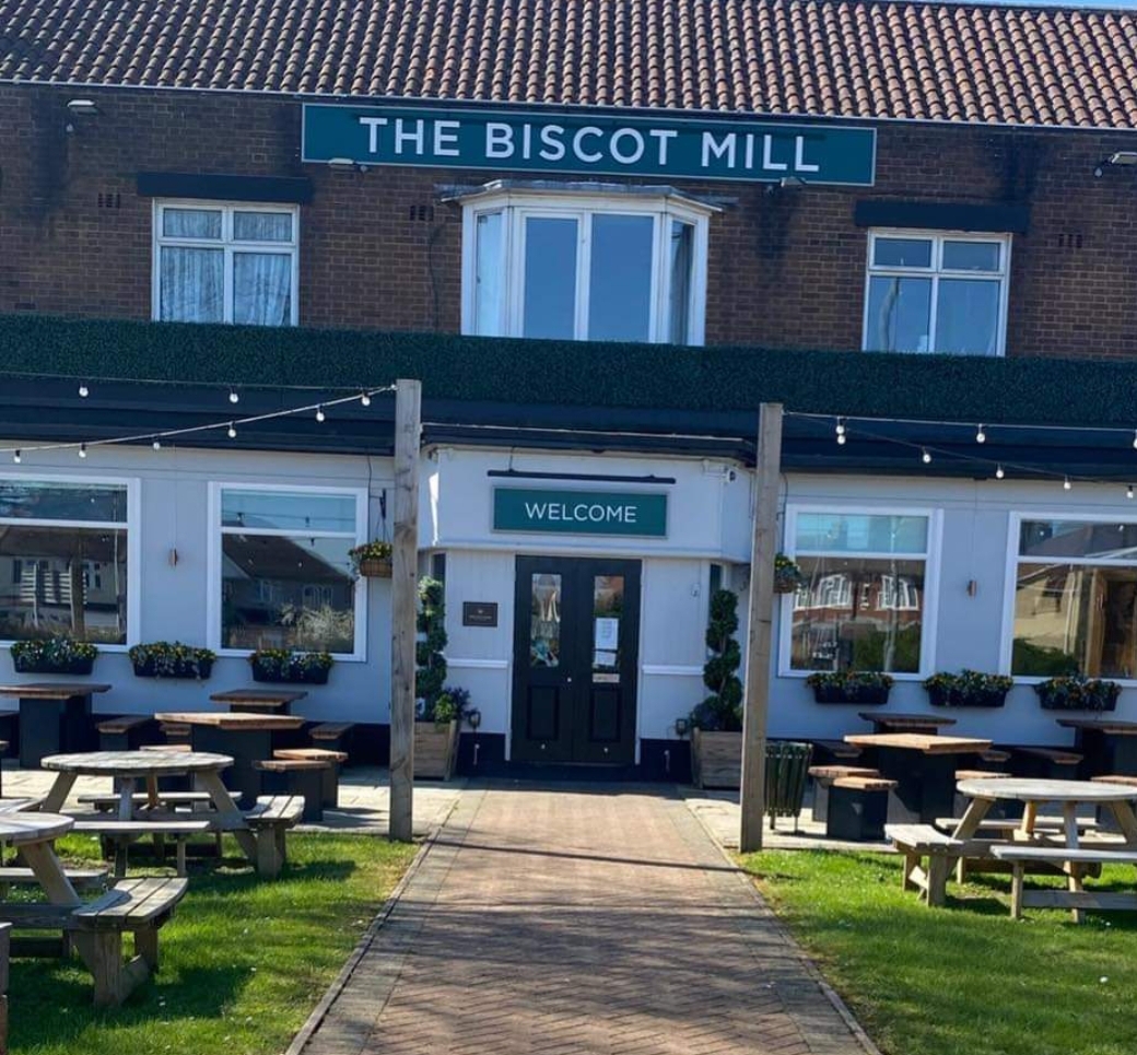 💋 FREE ENTRY DRAG SHOW - Biscot Mill in Luton - Event Image 5 October 18, 2024 08:00 PM