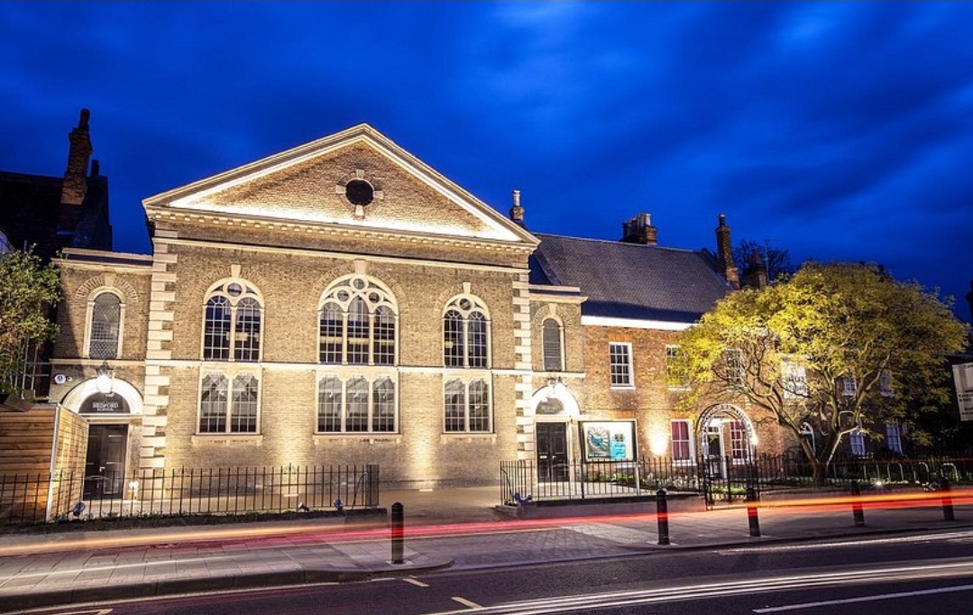 🤭 Ed Byrne: Tragedy Plus Time at The Quarry Theatre, Bedford (Ages 14+) at The Quarry Theatre at St Luke's Peter's, 26 St Peters St, Bedford MK40 2NN
| Adults, Advance Booking, Comedy, Entertainment, Fun, Indoor, Nightlife, Theatre, Ticket Event, Food/Drink, Teens | Suitable for: Wheelchair Friendly, Accessible, Toilets 🤭 Ed Byrne: Tragedy Plus Time at The Quarry Theatre, Bedford (Ages 14+) - Event Image 2 February 28, 2025 07:30 PM