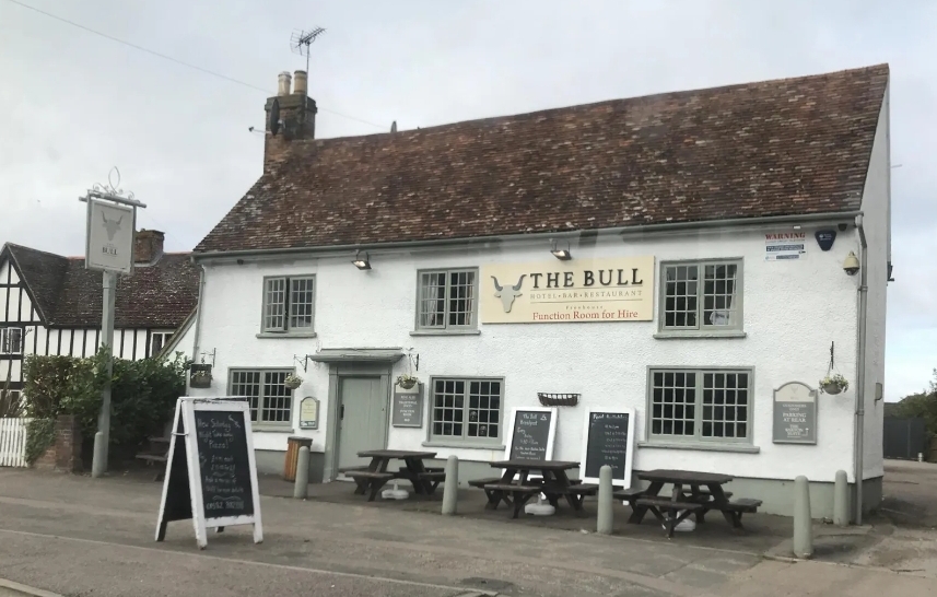 🔮 Phill Griggs an Evening of Clairvoyance at The Bull in Barton-le-clay at The Bull, 77 Bedford Rd, Barton-le-Clay, Bedford MK45 4LL | Adults, Advance Booking, Entertainment, Food/Drink, Fun, Indoor, Nightlife, Pay On Entry, Social, Spiritual, Ticket Event | Suitable for: Toilets 🔮 Phill Griggs an Evening of Clairvoyance at The Bull in Barton-le-clay - Event Image 2 December 05, 2024 07:30 PM