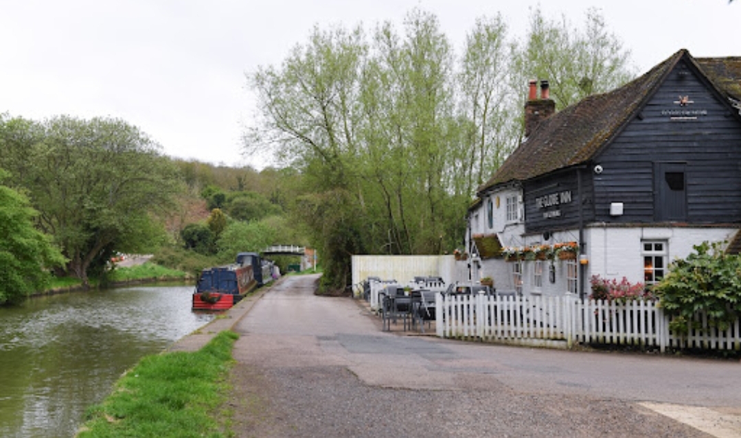 🧑‍🎄🚤 RCTA LINSLADE CHRISTMAS CANAL FLOATING MARKET 2024 - Event Image 3 November 24, 2024 12:00 PM