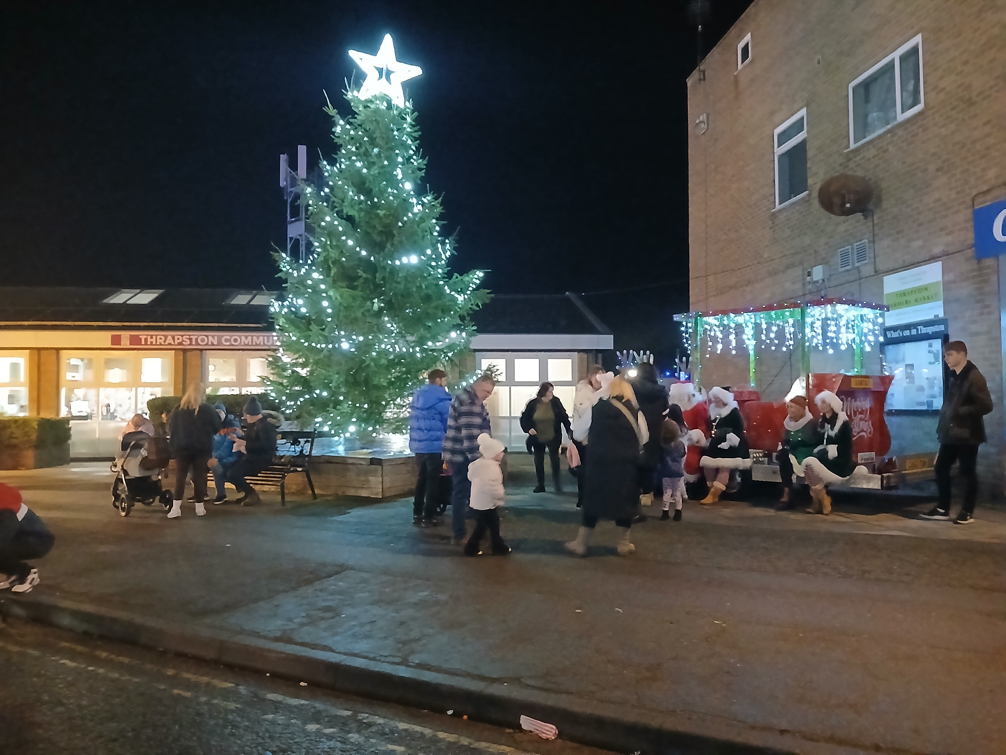 🎄Thrapston Christmas Festival & Light Switch On 2024 - Event Image 3 November 30, 2024 01:00 PM
