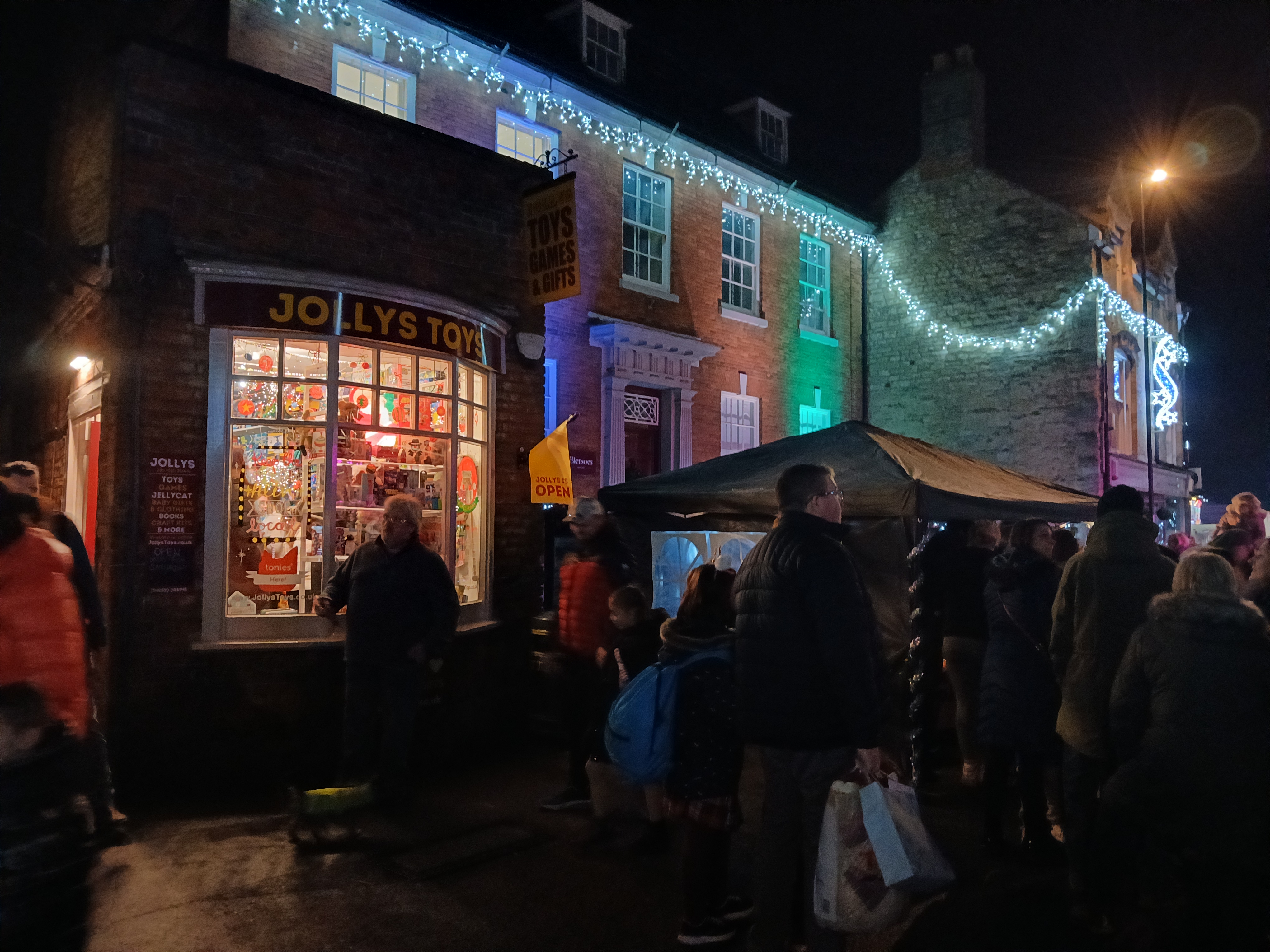🎄Thrapston Christmas Festival & Light Switch On 2024 - Event Image 17 November 30, 2024 01:00 PM