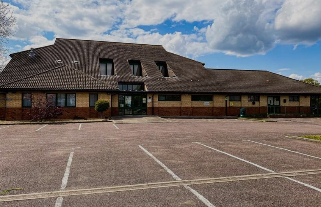 💍 Jewellery Buying Event in Bromham  - Event Image 2 November 24, 2024 11:00 AM