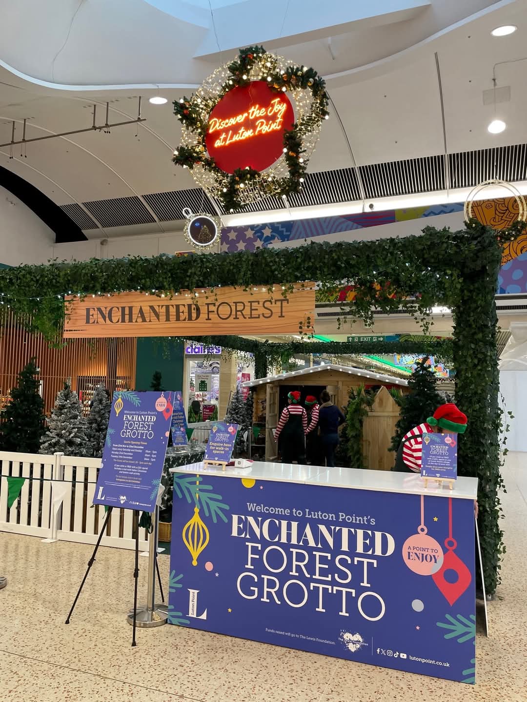 🎅✨️ Enchanted Forest' at Luton Point - Christmas 2024 (£3per child or FREE if you spend £20 or more at The Point, Luton) at Luton Point, 37, Point Bedfordshire, Luton LU1 2LJ
| Advance Booking, Annual, Attractions, Baby/Toddlers, Christmas, Family, Fun, Indoor, Kids, Rainy Days, Seasonal, Ticket Event | Suitable for: Accessible, Children, Family, Toilets 🎅✨️ Enchanted Forest' at Luton Point - Christmas 2024 (£3per child or FREE if you spend £20 or more at The Point, Luton) - Event Image 2 December 18, 2024