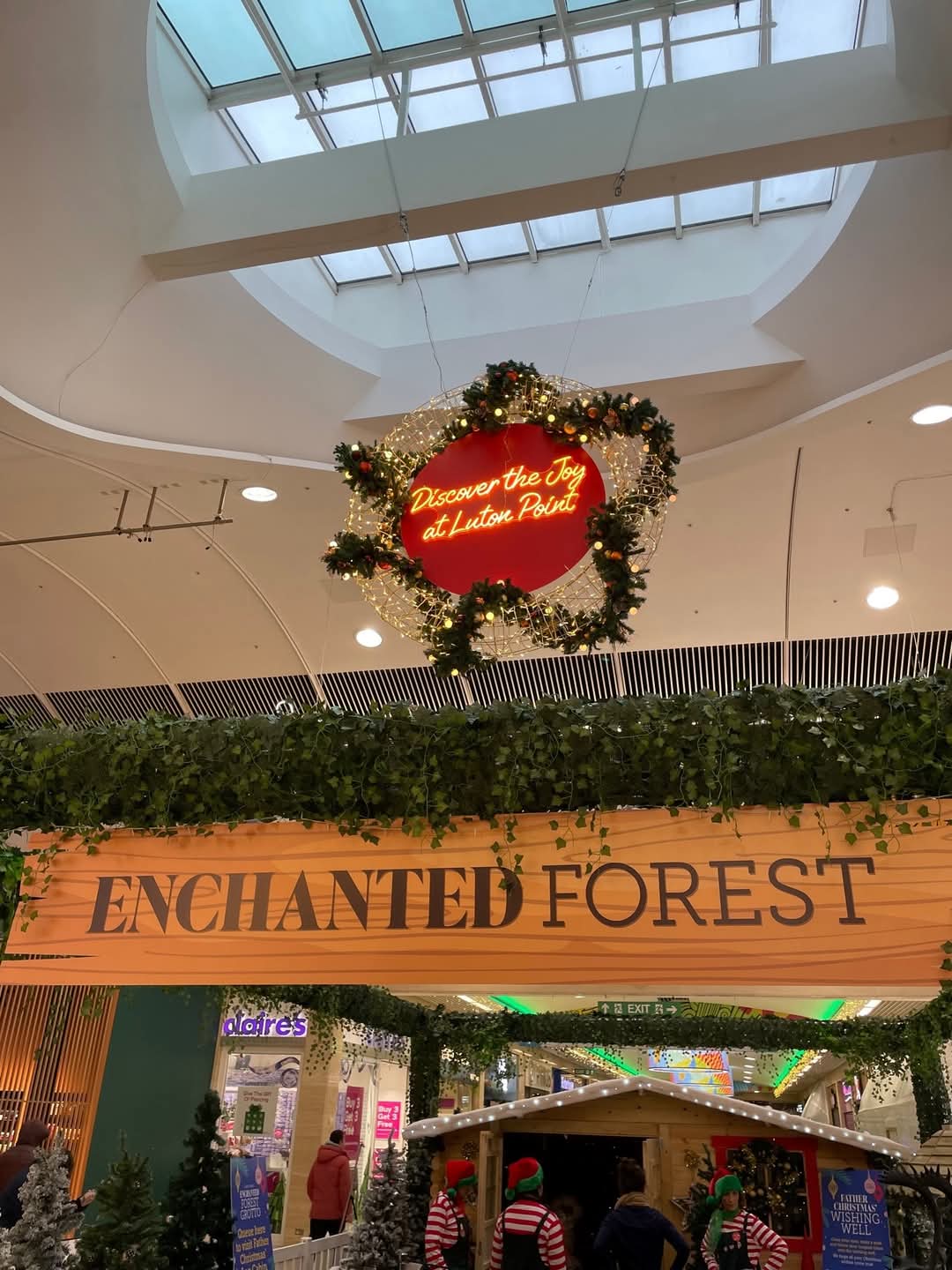 🎅✨️ Enchanted Forest' at Luton Point - Christmas 2024 (£3per child or FREE if you spend £20 or more at The Point, Luton) at Luton Point, 37, Point Bedfordshire, Luton LU1 2LJ
| Advance Booking, Annual, Attractions, Baby/Toddlers, Christmas, Family, Fun, Indoor, Kids, Rainy Days, Seasonal, Ticket Event | Suitable for: Accessible, Children, Family, Toilets 🎅✨️ Enchanted Forest' at Luton Point - Christmas 2024 (£3per child or FREE if you spend £20 or more at The Point, Luton) - Event Image 4 December 18, 2024
