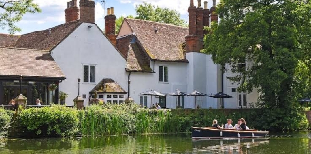 💝 Romantic Night at the Kingfisher in Bedford! Bed, Dinner, Breakfast, a bottle of Prosecco for only £69.50pp | Categories: Food & Drink, Getaways, Online 💝 Romantic Night at the Kingfisher in Bedford! Bed, Dinner, Breakfast, a bottle of Prosecco for only £69.50pp - $131.00 Valid from January 01, 2025 until February 21, 2025