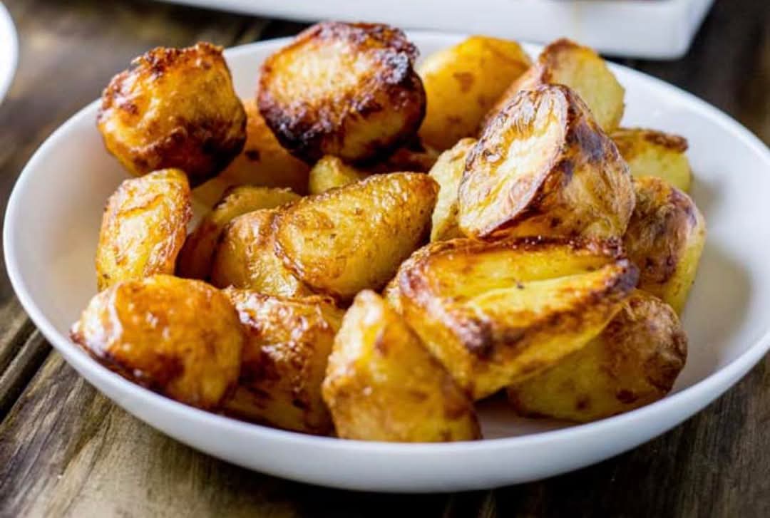 😋 Homemade Roast Dinner at The Flower Pot in Bedford - Event Image 2 January 05, 2025 12:00 PM