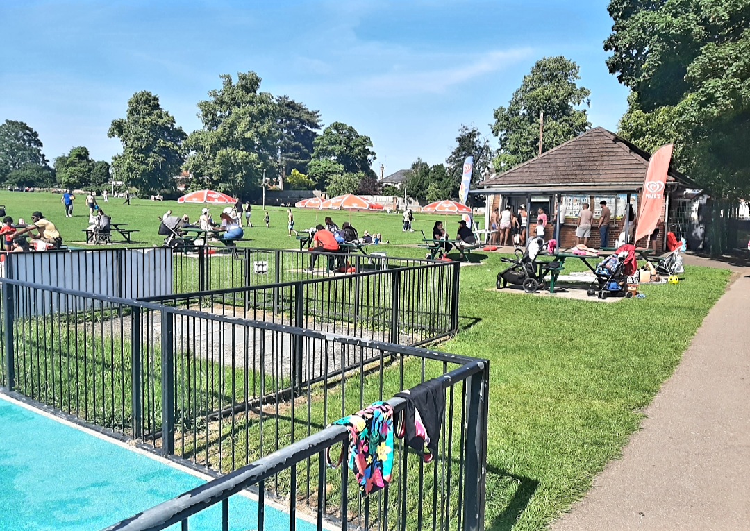 🎶 Music in the Park - Studio Band at The Band Stand, Parsons Close Recreation Ground, Leighton Buzzard, LU7 1SD | Adults, Teens, Baby/Toddlers, Date Idea, Scenic, Free, Family, Fun, Music, Kids, Entertainment, Play Area, Parks, Outdoor | Suitable for: Accessible, Wheelchair Friendly, Toilets, Baby Changing, Dog Friendly, Family, Children 🎶 Music in the Park - Studio Band - Event Image 4 August 11, 2024 03:00 PM