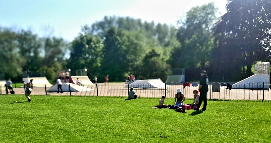 🎶 Music in the Park - Studio Band at The Band Stand, Parsons Close Recreation Ground, Leighton Buzzard, LU7 1SD | Adults, Teens, Baby/Toddlers, Date Idea, Scenic, Free, Family, Fun, Music, Kids, Entertainment, Play Area, Parks, Outdoor | Suitable for: Accessible, Wheelchair Friendly, Toilets, Baby Changing, Dog Friendly, Family, Children 🎶 Music in the Park - Studio Band - Event Image 10 August 11, 2024 03:00 PM