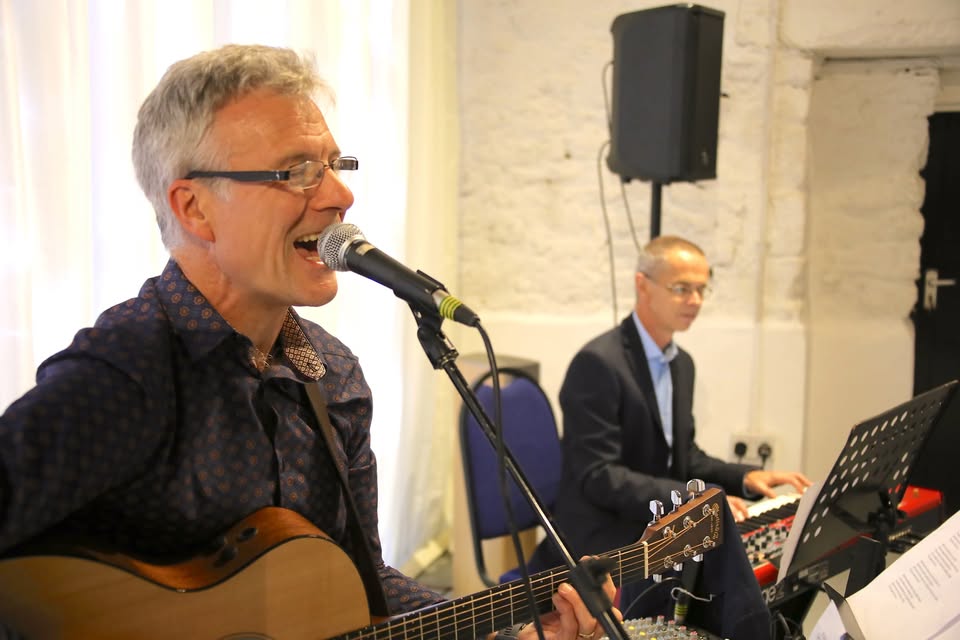 🎸 The Journeymen Trio at the Waggon and Horses, Barton-Le-Clay - March 07, 2025 09:00 PM at The Waggon and Horses 105 Bedford Rd Barton Le Clay, MK45 4LP