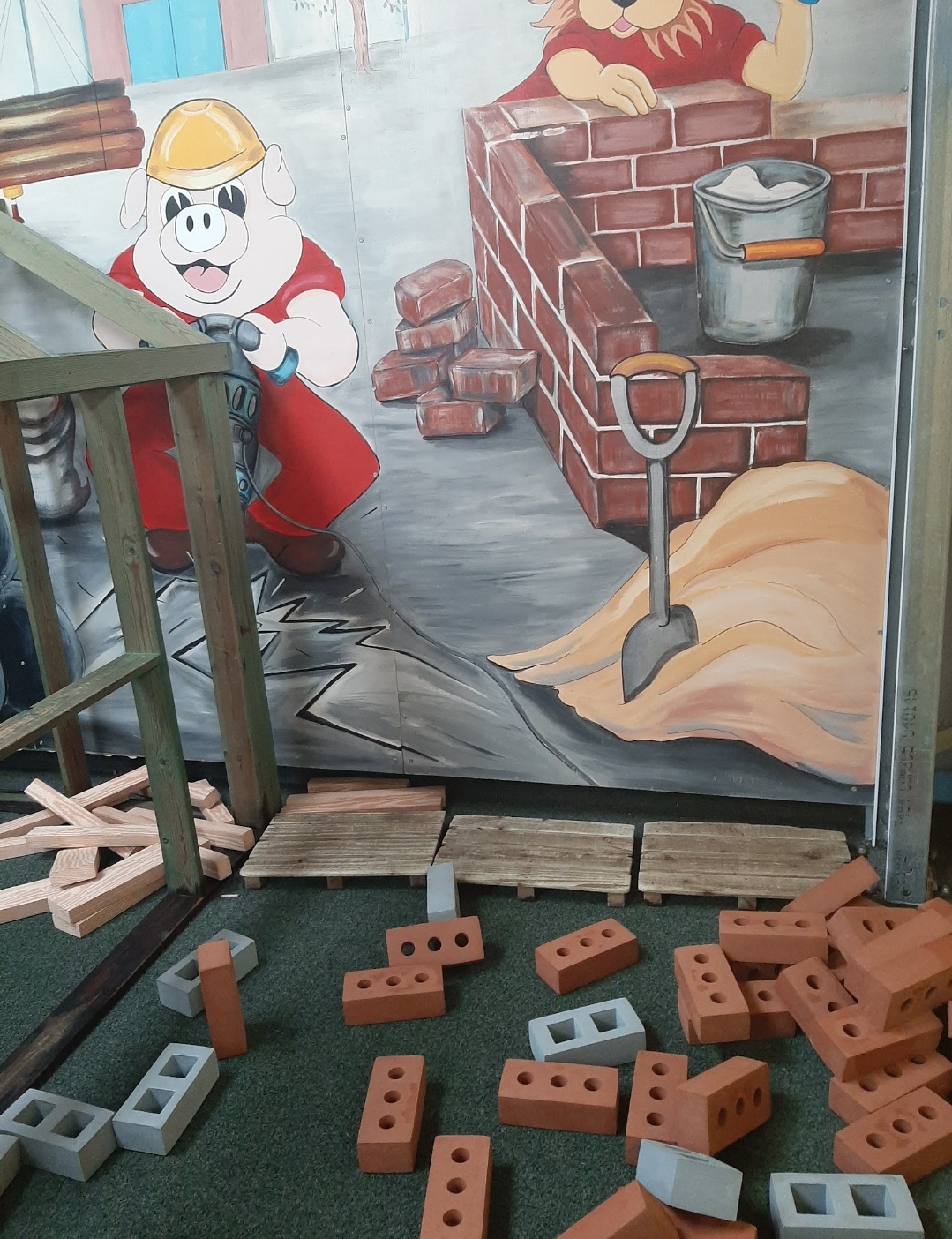 🐭💥Gullivers Land Early Season Special £17 tickets - 2025 at Gulliver’s Land, Livingstone Dr, Milton Keynes MK15 0DT | Advance Booking, Attractions, Baby/Toddlers, Fun, Fun Fair, Half Term, Indoor, Kids, Outdoor, Play Area, Rainy Days, Ticket Event | Suitable for: Accessible, Baby Changing, Blue Badge Parking, Free Parking, Parking Onsite, Toilets, Wheelchair Friendly 🐭💥Gullivers Land Early Season Special £17 tickets - 2025 - Event Image 8 February 15, 2025 10:30 AM