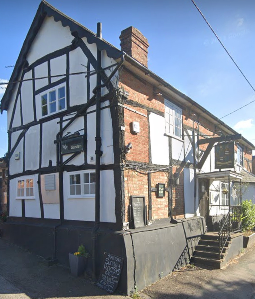 👻 Supper and ghost hunt at The New Lowndes Arms in Whaddon - Event Image 2 February 08, 2025 07:30 PM
