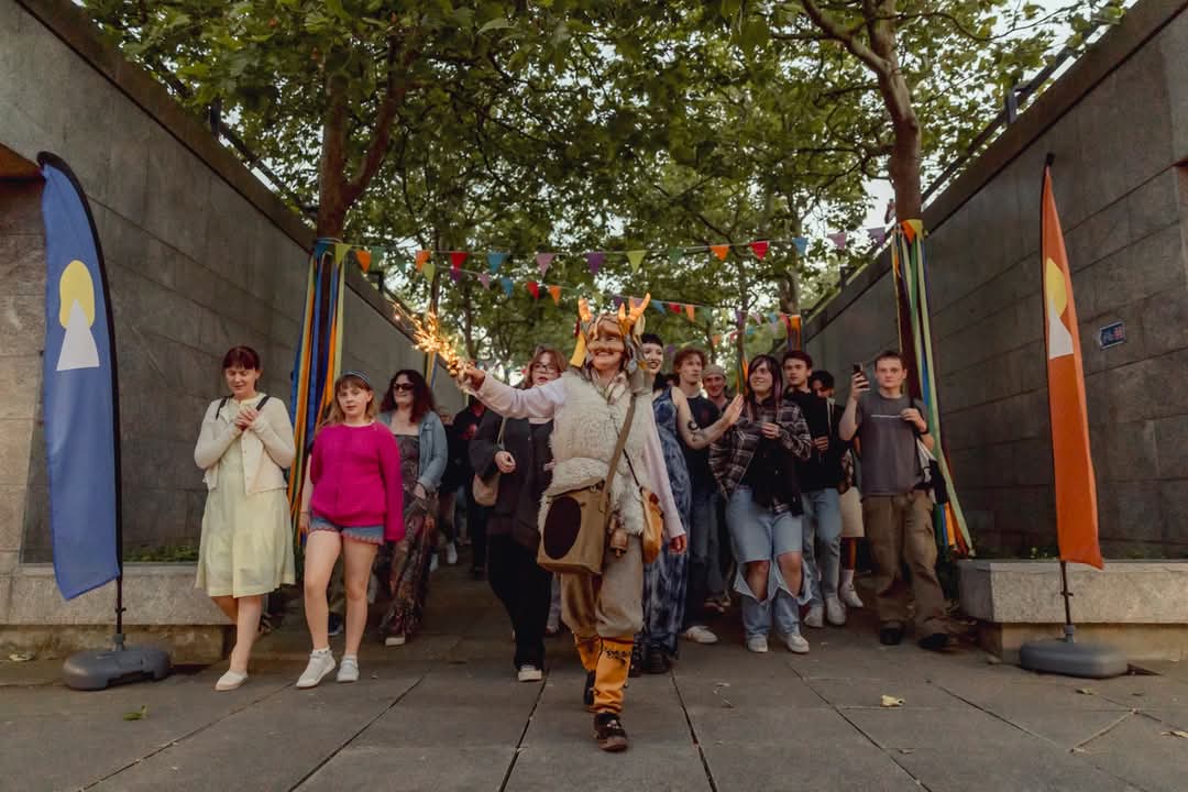 🎊 FREE Midsummer Festival 2025 in Milton Keynes at Milton Keynes Theatre, 500 Marlborough Gate,, Milton Keynes, MK9 3NZ | Family, Food/Drink, Music, Entertainment, Fun, Nightlife, Adults, Annual, Attractions, Date Idea, Free Entry, Low Cost, Free, Outdoor, Theatre | Suitable for: Family, Accessible, Toilets, Wheelchair Friendly, Parking Onsite, Baby Changing, Blue Badge Parking 🎊 FREE Midsummer Festival 2025 in Milton Keynes - Event Image 3 June 22, 2025 10:00 AM