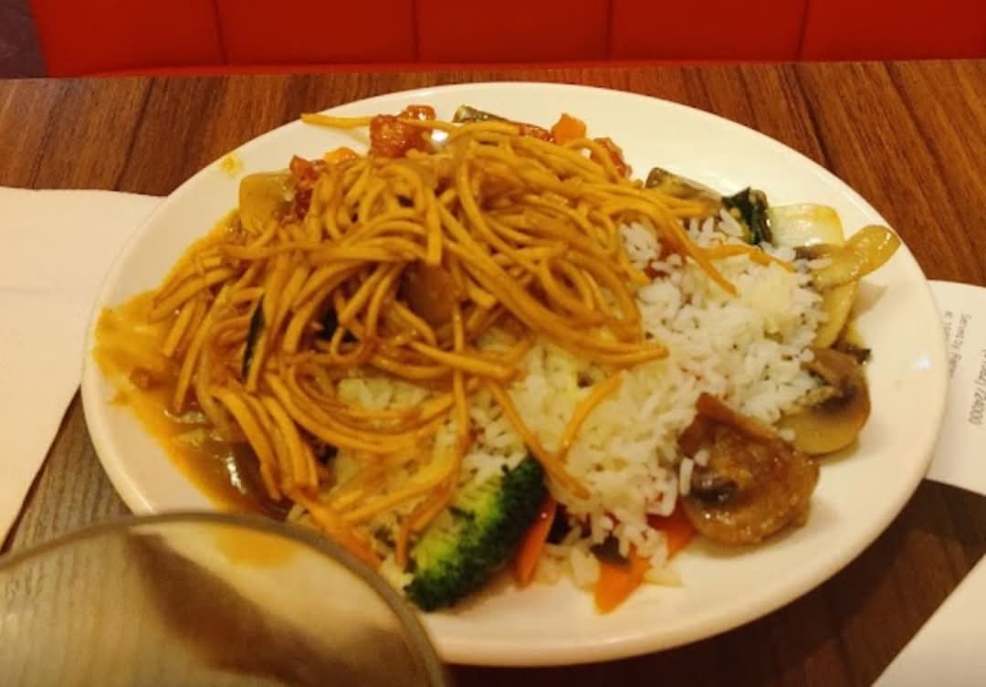 🈲️ 🎊 Buy One Get One Free Buffet 2025 at Hong Buffet in Luton at Hong Buffet, 40-44 George Street, Luton, Bedfordshire LU1 2AZ | Family, Low Cost, Rainy Days, Social, Adults, Advance Booking, Date Idea, Food/Drink, Indoor, Nightlife | Suitable for: Family, Toilets, Children, Accessible, Wheelchair Friendly 🈲️ 🎊 Buy One Get One Free Buffet 2025 at Hong Buffet in Luton - Event Image 19 February 05, 2025 05:00 PM