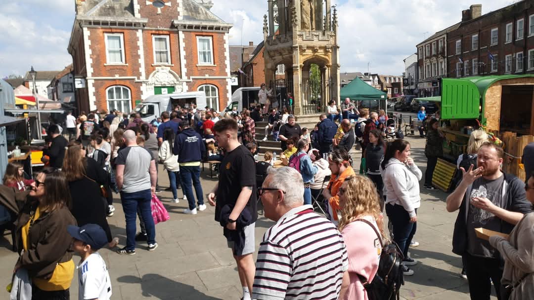 😋🎶 STREET FOOD HEROS IN LEIGHTON BUZZARD 2025 at Market Cross, Market House, Leighton Buzzard LU7 1HA
| Adults, Date Idea, Family, Food/Drink, Free Entry, Music, Outdoor, Social, Nightlife | Suitable for: Dog Friendly, Family, Accessible, Wheelchair Friendly 😋🎶 STREET FOOD HEROS IN LEIGHTON BUZZARD 2025 - Event Image 3 June 06, 2025 04:00 PM