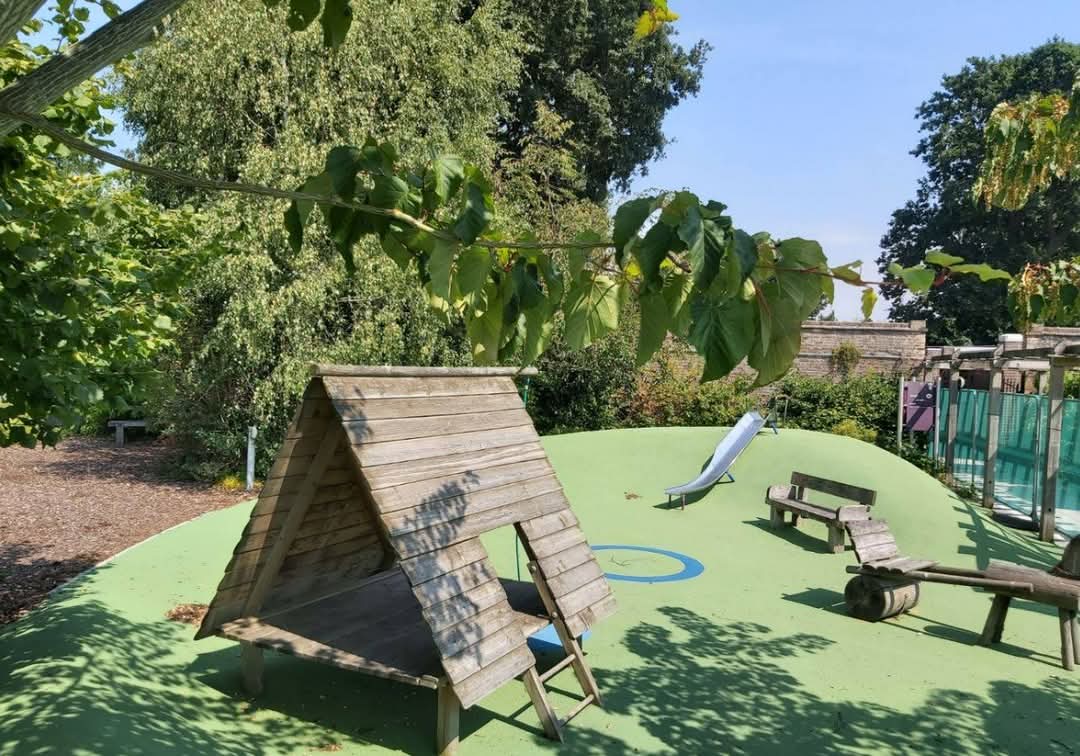🚃 FREE MUSEUM - Stockwood Discovery Centre in Luton at Stockwood Discovery Centre
London Road
Luton
LU1 4LX | Adults, Date Idea, Education, Family, Food/Drink, Free Entry, History & Heritage, Indoor, Outdoor, Rainy Days, Play Area | Suitable for: Accessible, Baby Changing, Family, Free Parking, Parking Onsite, Toilets, Wheelchair Friendly 🚃 FREE MUSEUM - Stockwood Discovery Centre in Luton - Event Image 4 February 15, 2025