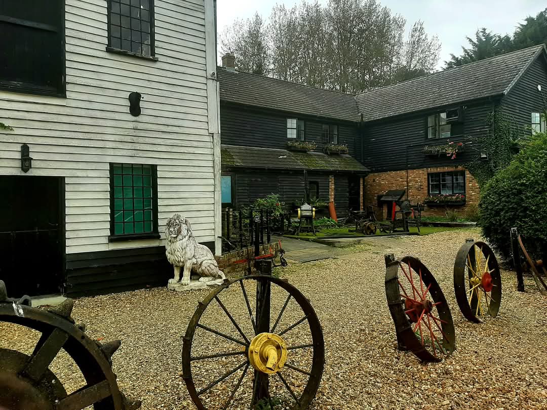 🛍 Craft Fair at the Olde Watermill Shopping Village in Barton-le-Clay  - Event Image 3 June 14, 2025 10:00 AM