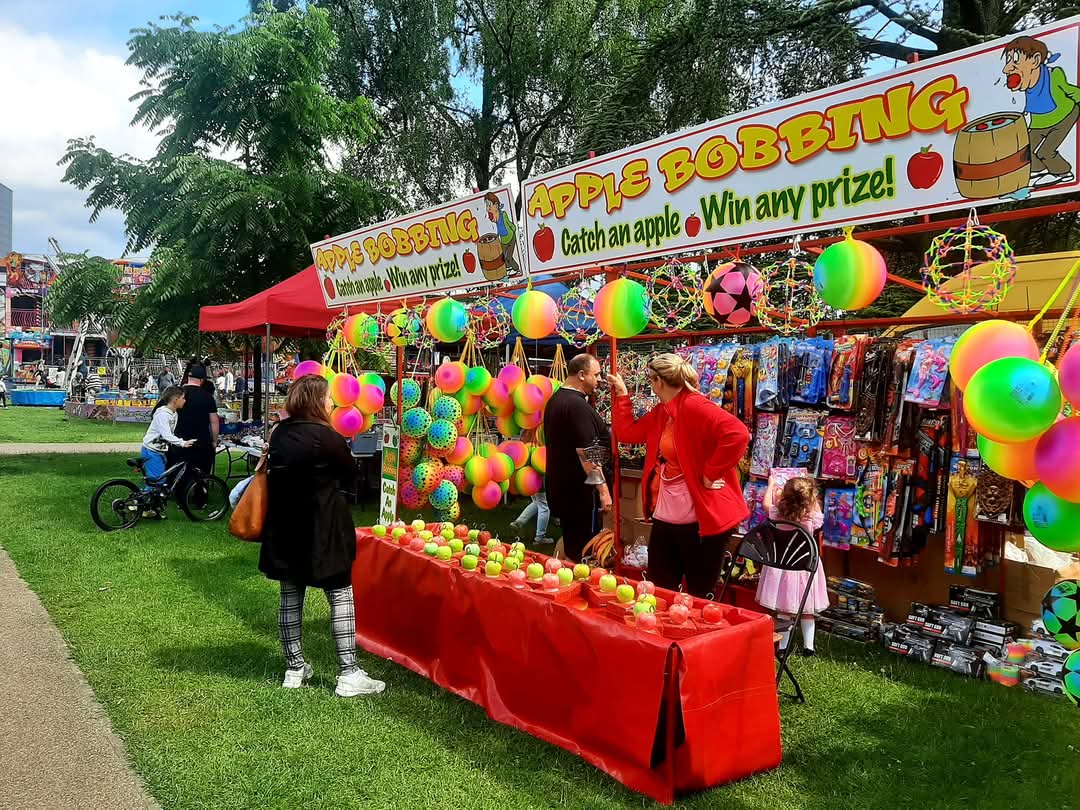 🎊 Party in the Park Dunstable 2025! at Grove House Gardens
Dunstable
Bedfordshire
LU6 1NF | Adults, Baby/Toddlers, Date Idea, Entertainment, Family, Food/Drink, Free Entry, Fun, Fun Fair, Kids, Low Cost, Music, Nightlife, Outdoor, Play Area | Suitable for: Accessible, Children, Dog Friendly, Family, Toilets, Wheelchair Friendly 🎊 Party in the Park Dunstable 2025! - Event Image 6 July 19, 2025 12:00 PM