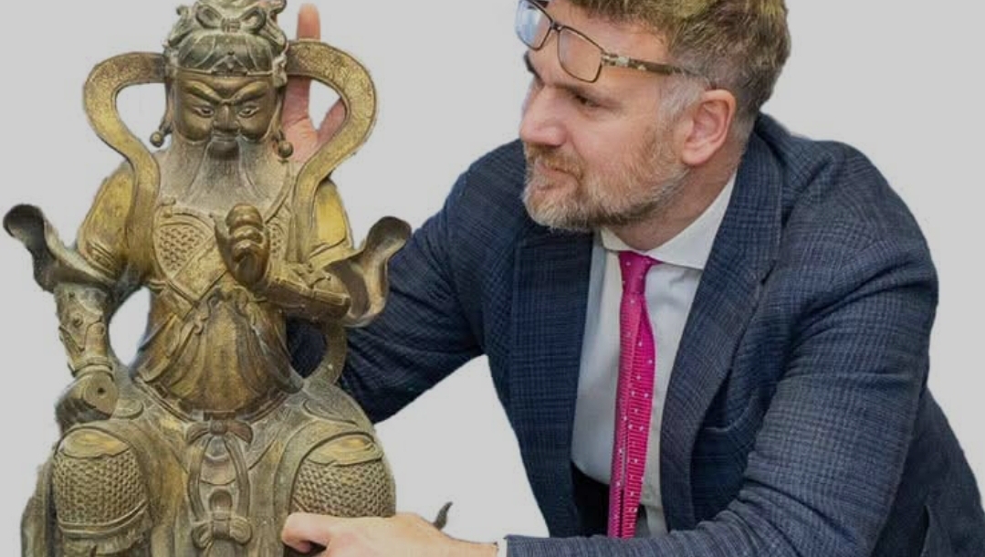 💍 FREE Valuation Day - Woburn at The Woburn, 1 George StreetMilton Keynes, England, MK17 9PX | Adults, Education, Free, History & Heritage, Indoor, Rainy Days, Social, Pubs / Restaurants, Recurring | Suitable for: Accessible, Toilets, Free Parking 💍 FREE Valuation Day - Woburn - Event Image 5 June 25, 2025 10:00 AM
