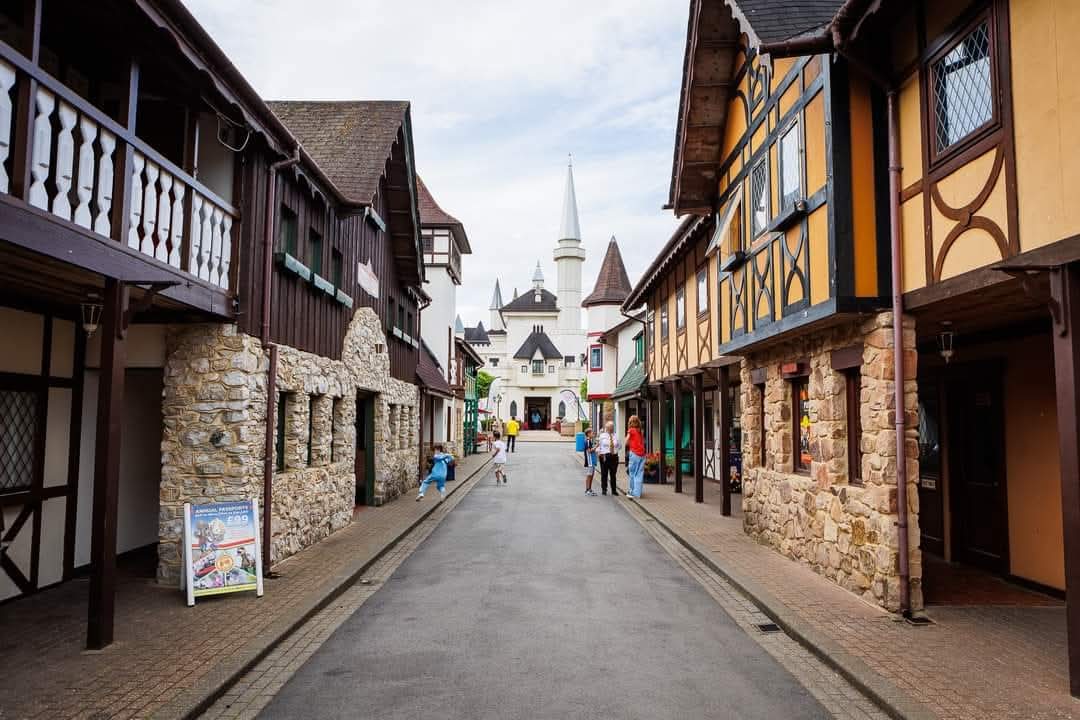 🎠 Adults go free at Gullivers Land in Milton Keynes - Mothers day weekend 2025 - Event Image 2 March 29, 2025 
