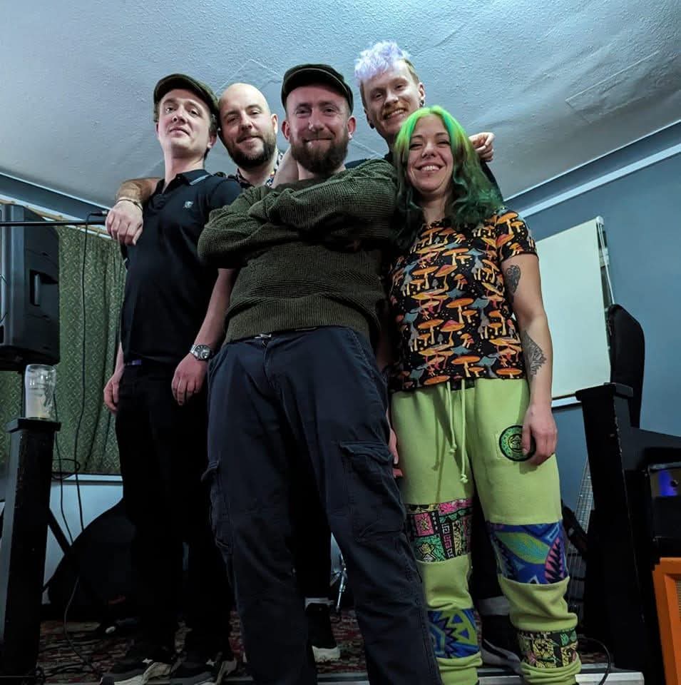 🎤 LIVE MUSIC (INDIE/PUNK) MoonDog & The SunCats & Friends at Esquires Bedford at Esquires, 60A Bromham Rd, Bedford, MK40 2QG | Adults, Advance Booking, Date Idea, Entertainment, Food/Drink, Indoor, Music, Nightlife, Ticket Event | Suitable for: Toilets 🎤 LIVE MUSIC (INDIE/PUNK) MoonDog & The SunCats & Friends at Esquires Bedford - Event Image 3 February 15, 2025 07:30 PM