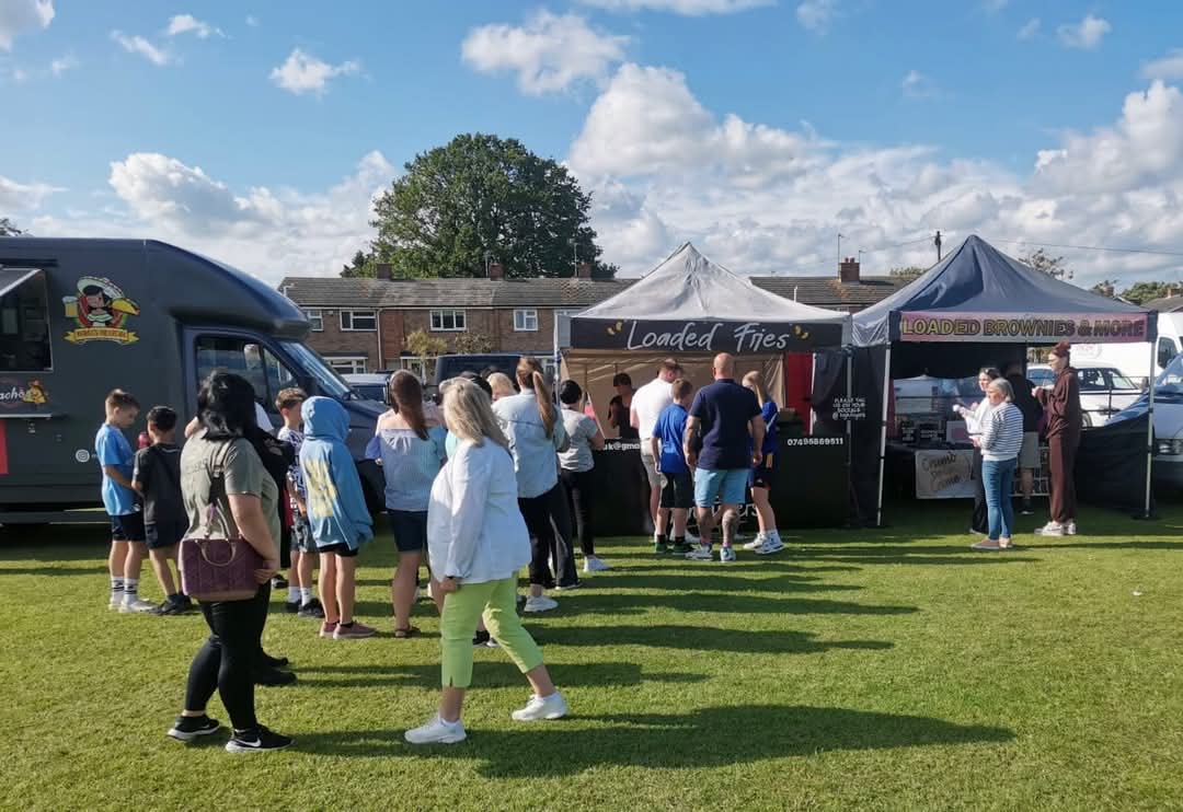 😋 Henlow Eat Feast 2025 at Henlow Park Pavilion, Groveside, Henlow, SG16 6AP | Adults, Date Idea, Family, Free Entry, Music, Nightlife, Outdoor, Parks, Play Area, Social, Teens | Suitable for: Accessible, Family 😋 Henlow Eat Feast 2025 - Event Image 2 June 06, 2025 04:00 PM
