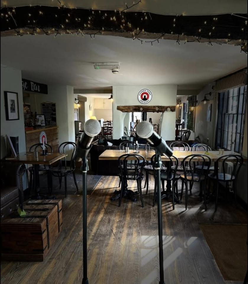 🎤 Open Mic at the Dukes Head, Leighton Buzzard - March 06, 2025 08:00 PM at The Dukes, 7-9 Leighton Rd, Heath and Reach, Leighton Buzzard, Bedfordshire, LU7 0AA