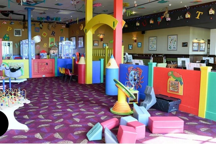 😍 Kids eat free at The Maypole Farm in Kempston, Bedford - Event Image 3 February 25, 2025 