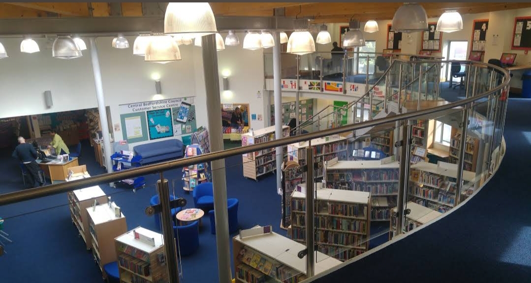 ⛱️ FREE - A day at the Beach at Houghton Regis Library  (booking needed) - Event Image 2 March 28, 2025 10:30 AM
