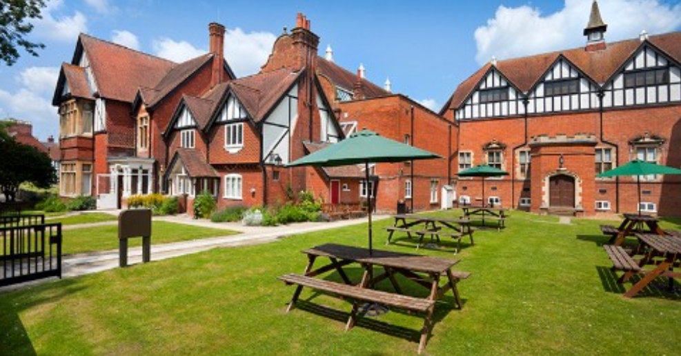 🐒 FREE Tring Museum  - Event Image 2 April 15, 2025 10:00 AM