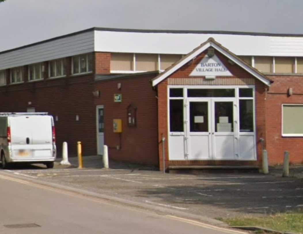 🧁 Sticky Fingers Easter Event at Barton-le-Clay Church Hall - Event Image 2 April 10, 2025 10:00 AM
