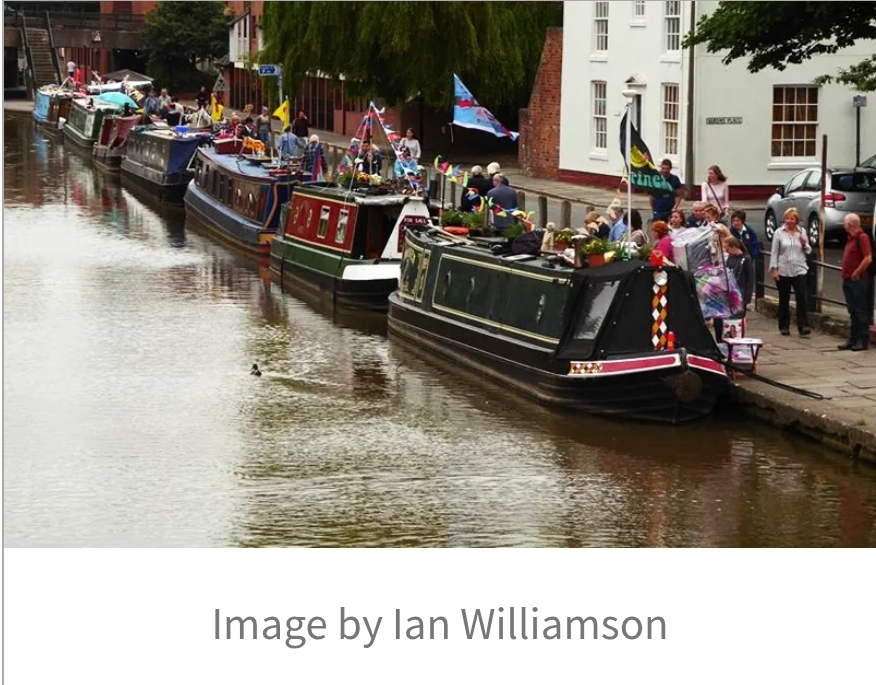 🛶 Linslade Easter Floating Market April 2025 at The Globe Inn, Globe Ln, Leighton Buzzard, Bedfordshire LU7 2TA | Adults, Craft Fair, Family, Free Entry, Outdoor, Scenic, Food/Drink | Suitable for: Children, Dog Friendly, Family 🛶 Linslade Easter Floating Market April 2025 - Event Image 4 April 18, 2025 10:00 AM