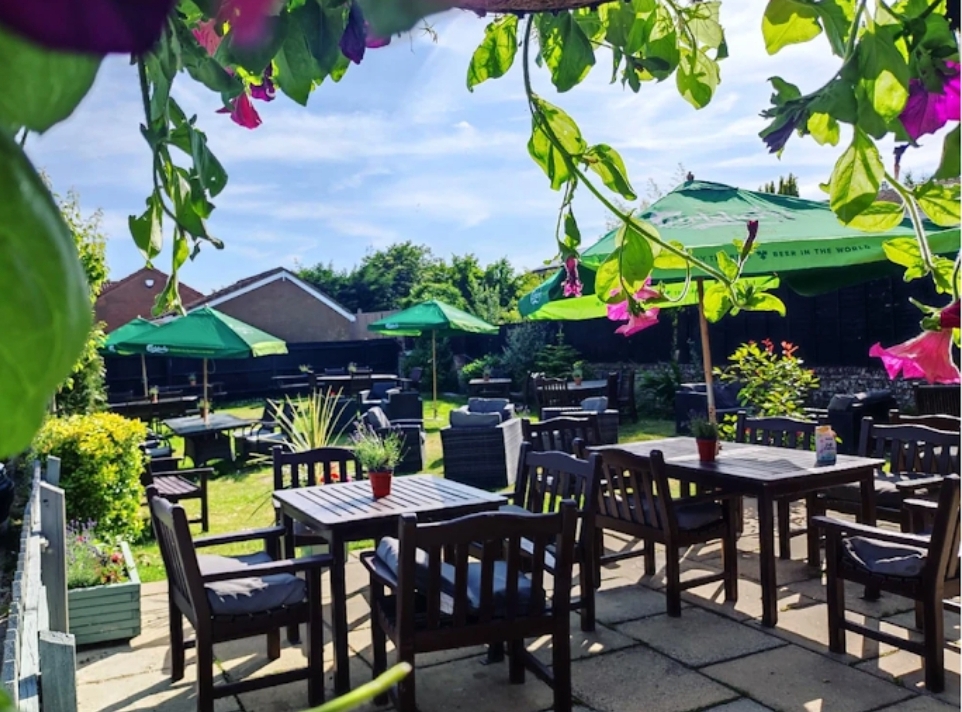 🎉 Easter Weekend 2025 at The Village Swan at Invinghoe Aston - Event Image 2 April 20, 2025 