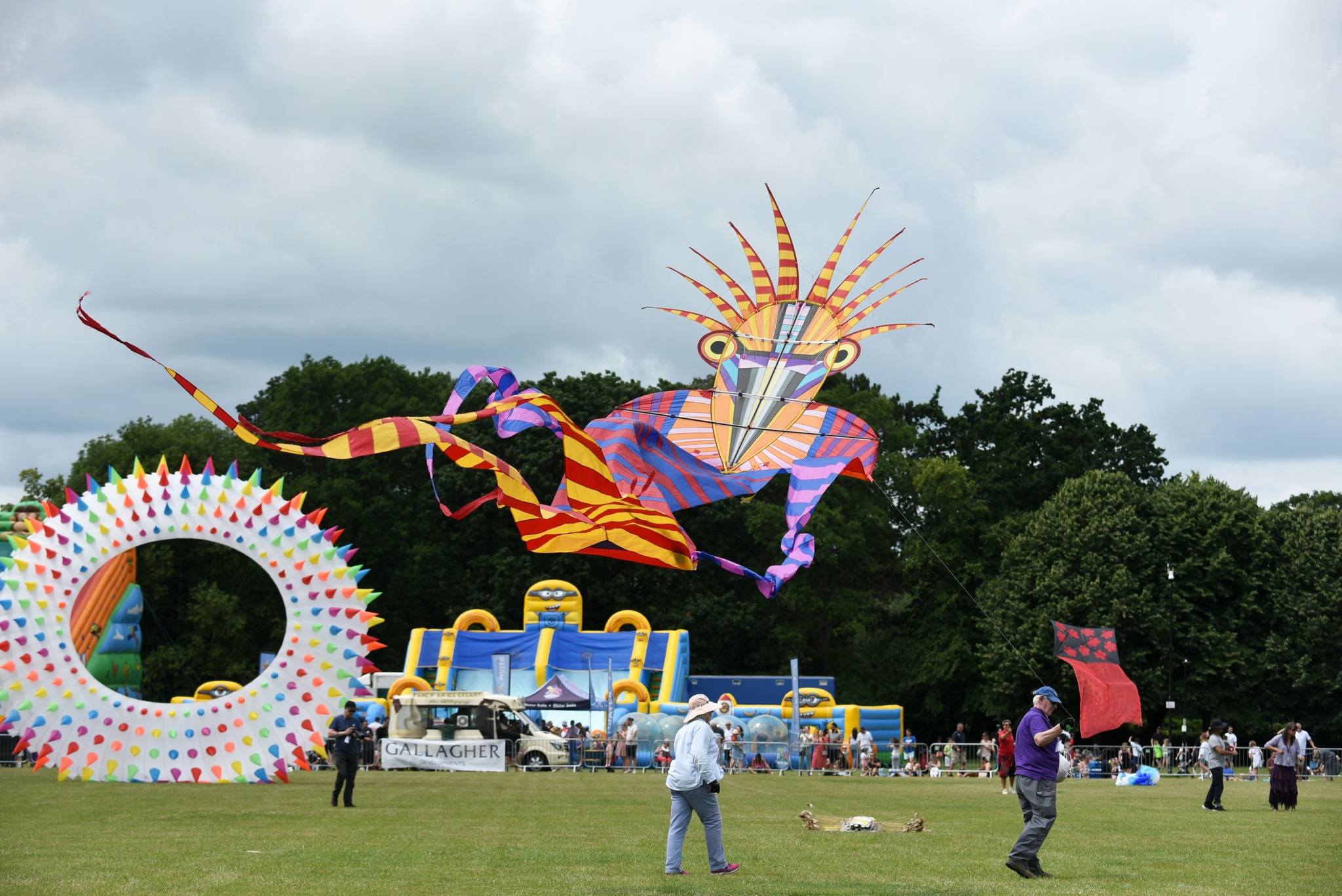 🪁 Bedford Kite and Motoring Festival 2025 - Original Event Image | Activities, Adults, Attractions, Automotive, Entertainment, Family, Food/Drink, Free Entry, Fun, Kids, Parks, Play Parks, Walks, Water, Music, Date Idea | Suitable for: Children, Family, Accessible, Toilets, Wheelchair Friendly 🪁 Bedford Kite and Motoring Festival 2025 - June 21, 2025 10:00 AM at Russell Park
The Embankment
Bedford
Bedfordshire
MK40 3SA
