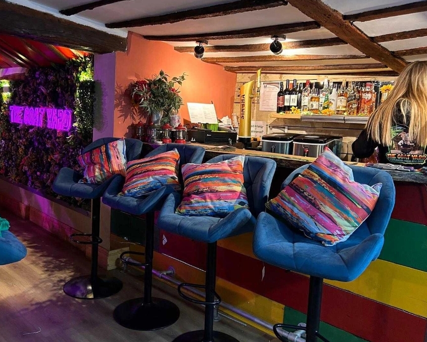 🇯🇲🍹Old School Party at The Goat Yard in Tring - Event Image 2 April 20, 2025 07:00 PM