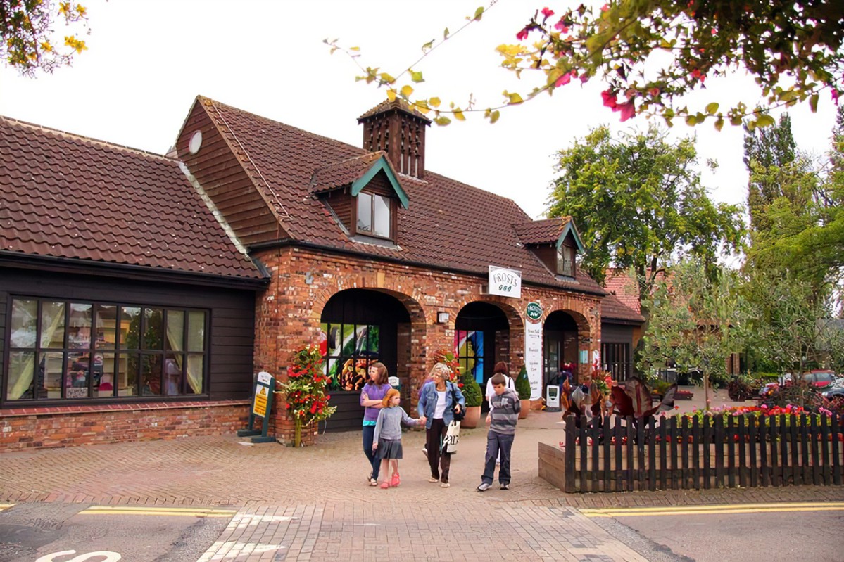 ⛱️ The Beach at Frosts, Woburn Sands 2025 at Frosts Garden Centre - Venue Image 2 May 27, 2025 