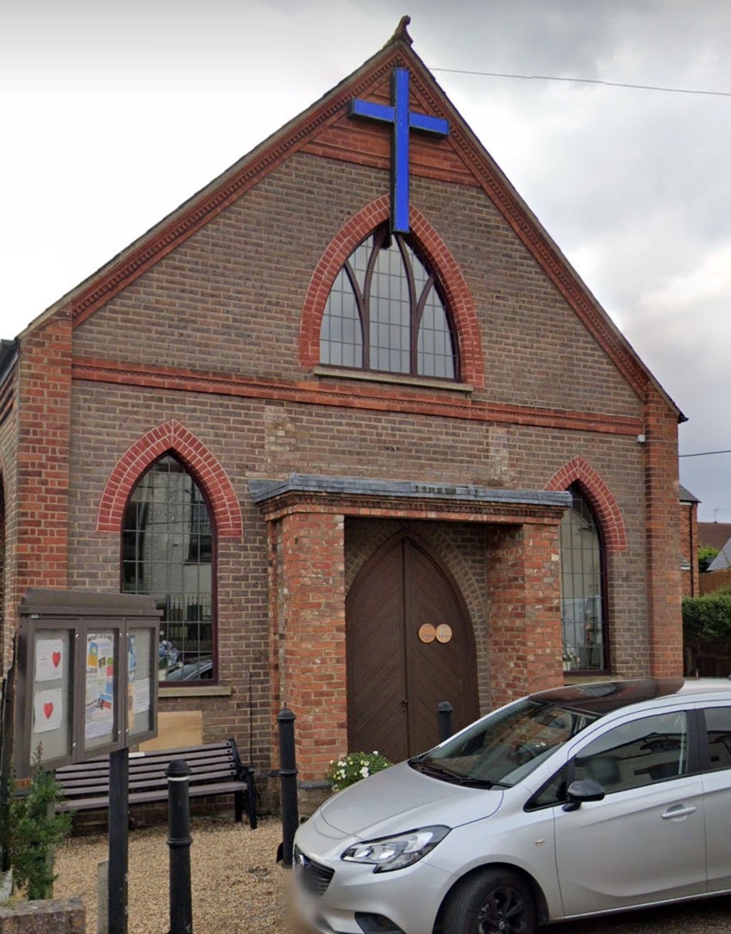 🐰 Easter Wreath Making 2025 at Methodist Church Hall in Harlington - Event Image 2 April 09, 2025 10:00 AM