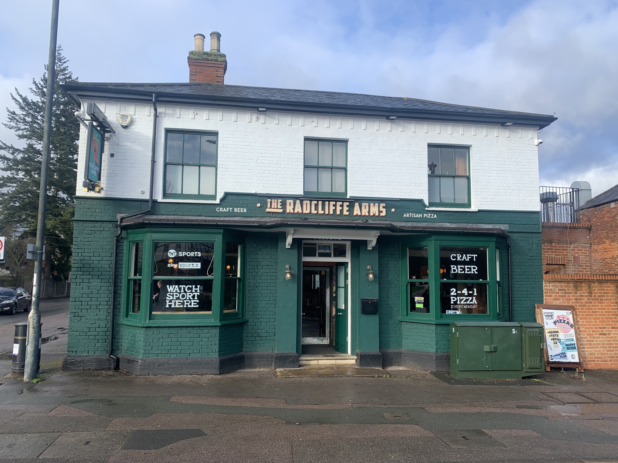🍕🤩 2 For 1 PIZZA AT THE RADCLIFFE ARMS IN HITCHIN  - May 26, 2025  at Radcliffe Arms, 31 Walsworth Rd, Hitchin SG4 9ST

