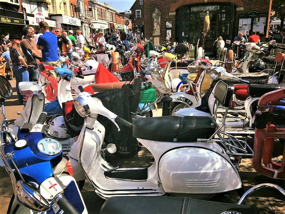🎊 SCOOTER SHOW & MAY DAY FAYRE 2025 IN LEIGHTON BUZZARD - Original Event Image | Adults, Annual, Attractions, Automotive, Date Idea, Entertainment, Family, Food/Drink, Free Entry, Fun, History & Heritage, Music, Outdoor, Parks, Play Area, Teens | Suitable for: Accessible, Children, Family, Toilets 🎊 SCOOTER SHOW & MAY DAY FAYRE 2025 IN LEIGHTON BUZZARD - May 05, 2025 10:00 AM at 33b Market Square, Leighton Buzzard, LU7 1, United Kingdom