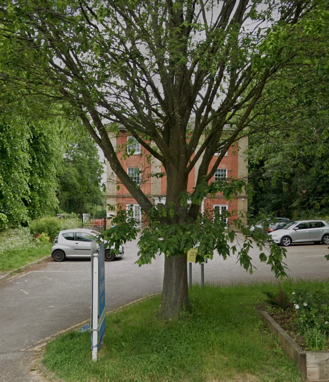 😋 Eat Street MK in Stony Stratford - Event Image 2 May 02, 2025 05:00 PM