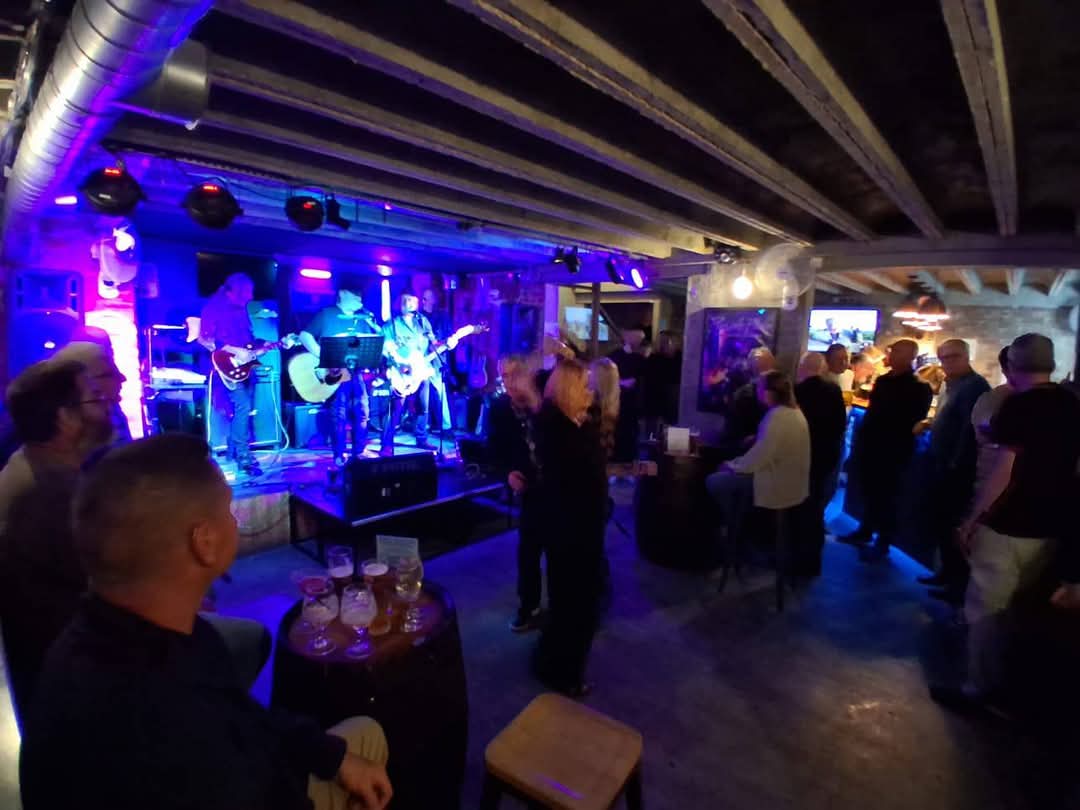 🎤 Free live music - Sophia Soul at The Cellar Bar, Bedford at The Cellar Bar, 75 High Street, Bedford, MK40 1NE | Adults, Entertainment, Food/Drink, Free Entry, Indoor, Music, Nightlife, Social | Suitable for: Adults Only, Toilets 🎤 Free live music - Sophia Soul at The Cellar Bar, Bedford - Event Image 2 May 16, 2025 09:00 PM