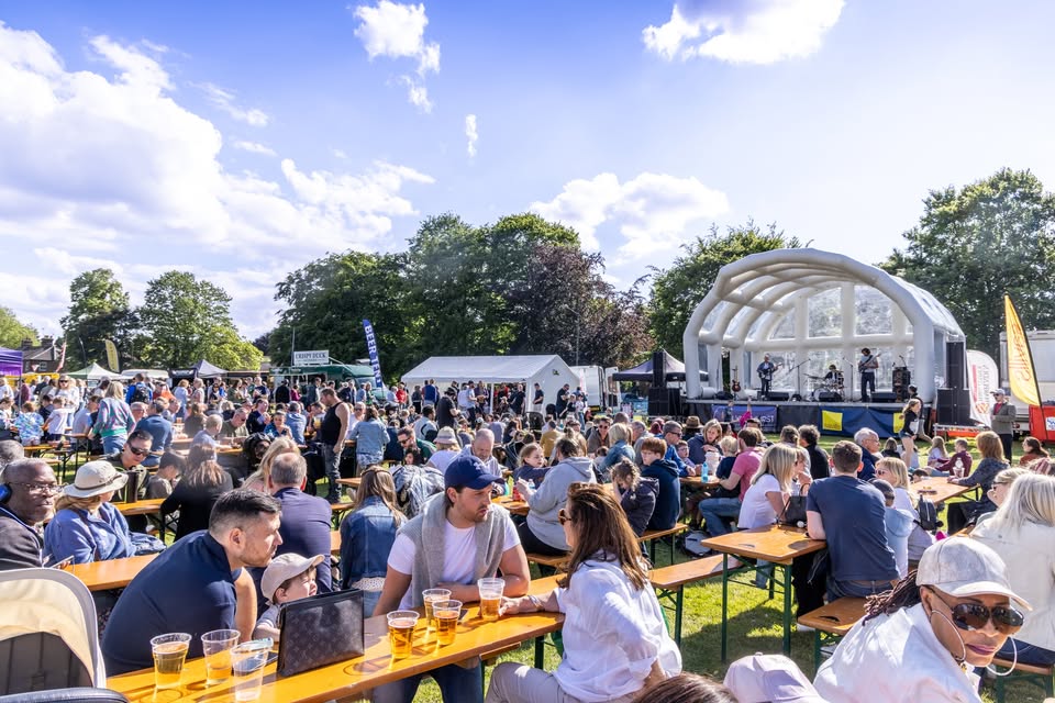 🎊 Harpenden Common Summer Carnival 2025 - Original Event Image | Adults, Date Idea, Entertainment, Family, Food/Drink, Free Entry, Fun, Kids, Low Cost, Market, Music, Outdoor, Play Area, Comedy, Annual, Attractions, Fun Fair | Suitable for: Accessible, Children, Family, Free Parking, Toilets 🎊 Harpenden Common Summer Carnival 2025 - June 07, 2025 12:00 PM at Harpenden Common, AL5 1DT