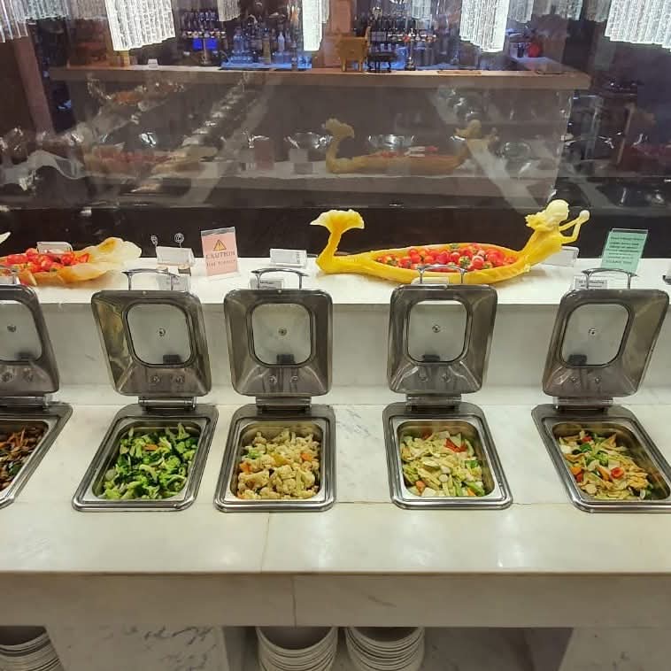 💥 Buy one get one free at Hong Buffet in Luton! at Hong Buffet, 40-44 George Street, Luton, Bedfordshire LU1 2AZ | Adults, Advance Booking, Date Idea, Food/Drink, Indoor, Low Cost, Nightlife, Pubs / Restaurants | Suitable for: Accessible, Family, Toilets, Wheelchair Friendly 💥 Buy one get one free at Hong Buffet in Luton! - Event Image 7 July 08, 2025 05:00 PM