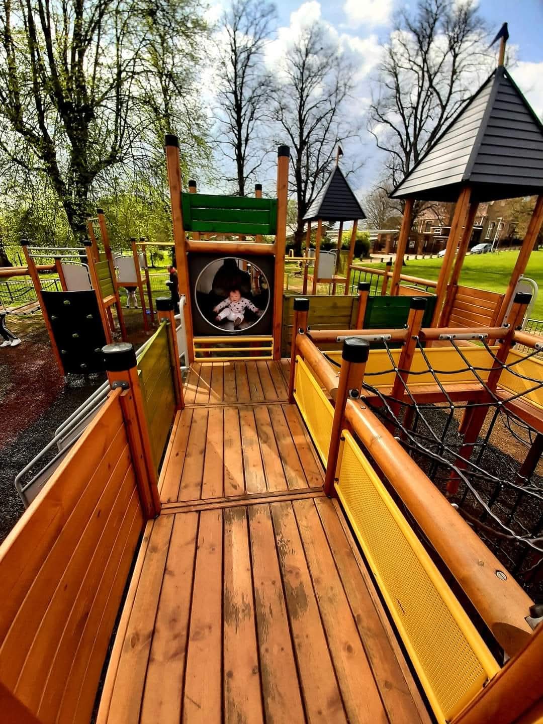 💦 Free Leighton Buzzard Splash Park - Parsons Close  - Event Image 6 May 27, 2025 10:00 AM
