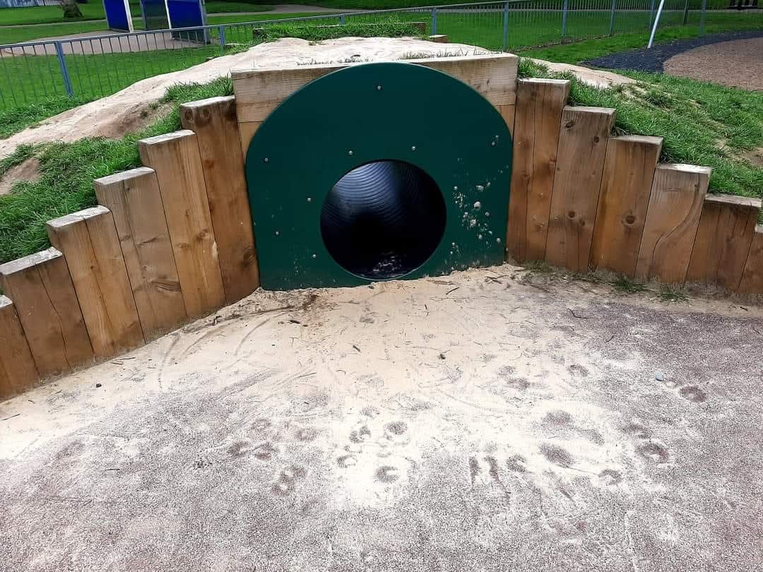 💦 Free Leighton Buzzard Splash Park - Parsons Close  - Event Image 16 May 27, 2025 10:00 AM